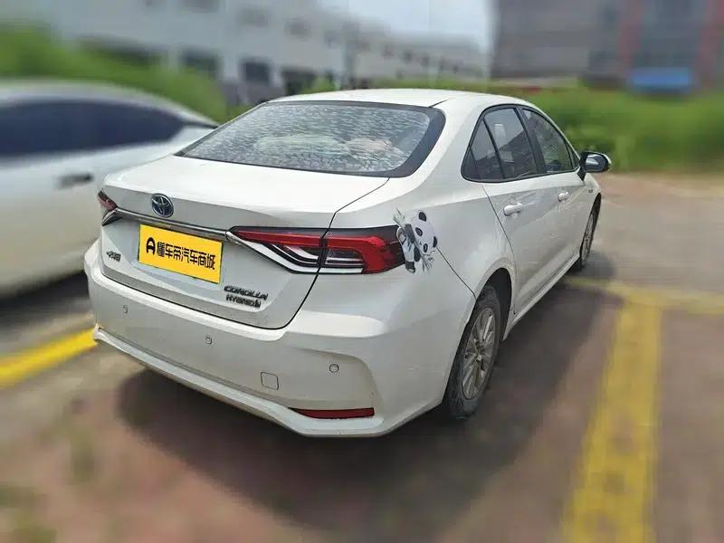 2019 Toyota Corolla Hybrid 1.8L E-CVT GL-i Pioneer Edition — миниатюра 4