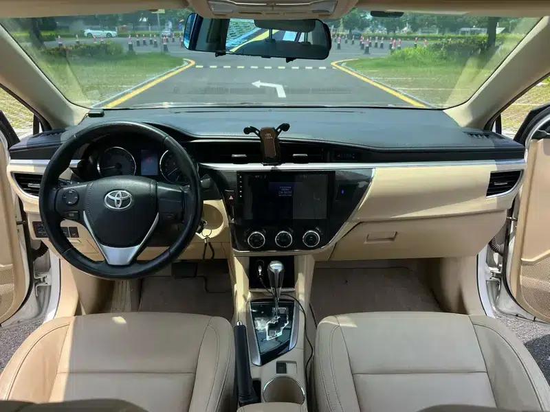 2016 Toyota Corolla 1.6L CVT GL-i Cool Edition — миниатюра 8