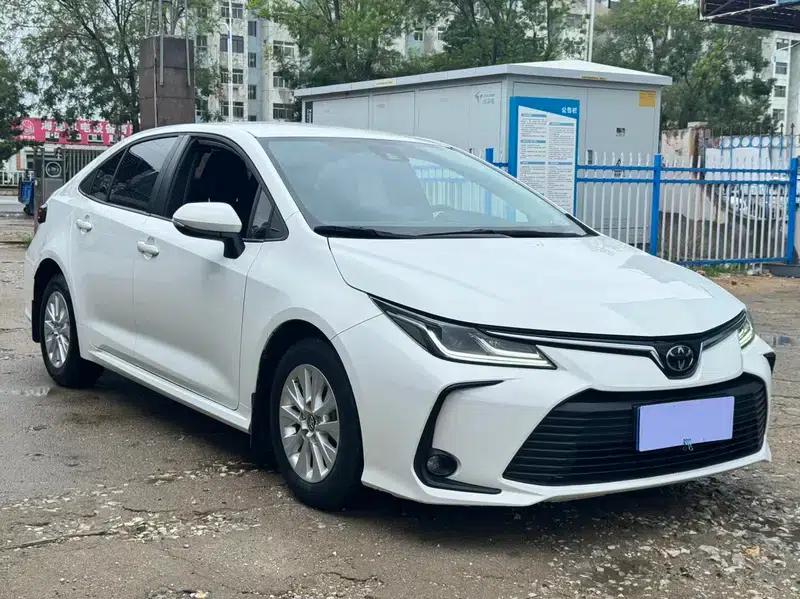 2021 Toyota Corolla 1.5L CVT Pioneer Edition — миниатюра 3