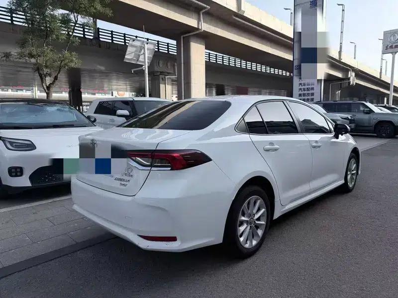 2023 Toyota Corolla 1.2T S-CVT Elite Edition — миниатюра 5