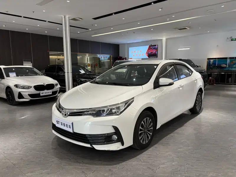 2017 Corolla 1.2T CVT GL — миниатюра 1