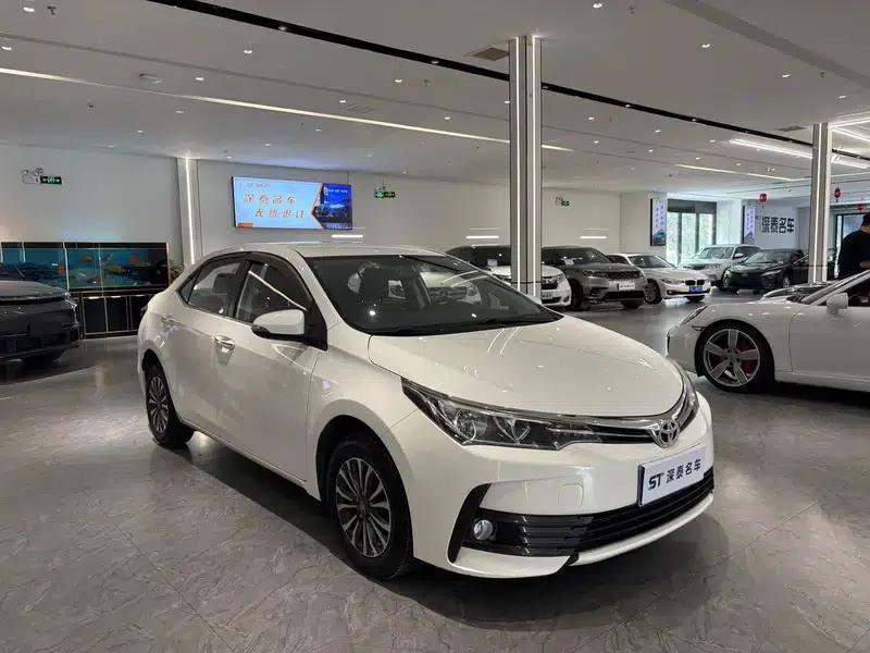 2017 Corolla 1.2T CVT GL — миниатюра 3