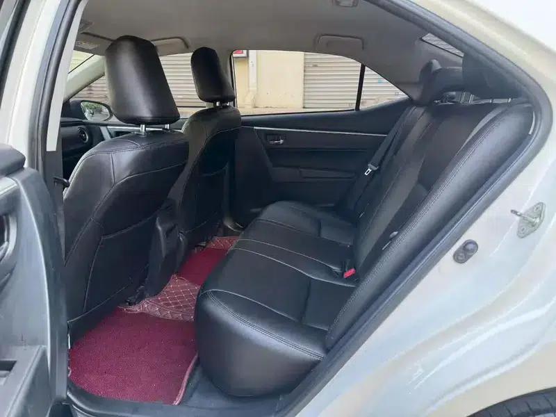2017 Corolla 1.2T CVT GL — миниатюра 9