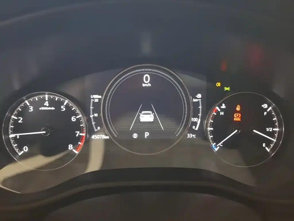 Mazda3 Axela 2022 2.0L Automatic Premium Edition — миниатюра 12