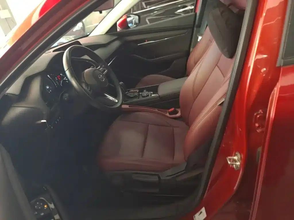 Mazda3 Axela 2022 2.0L Automatic Premium Edition — миниатюра 15