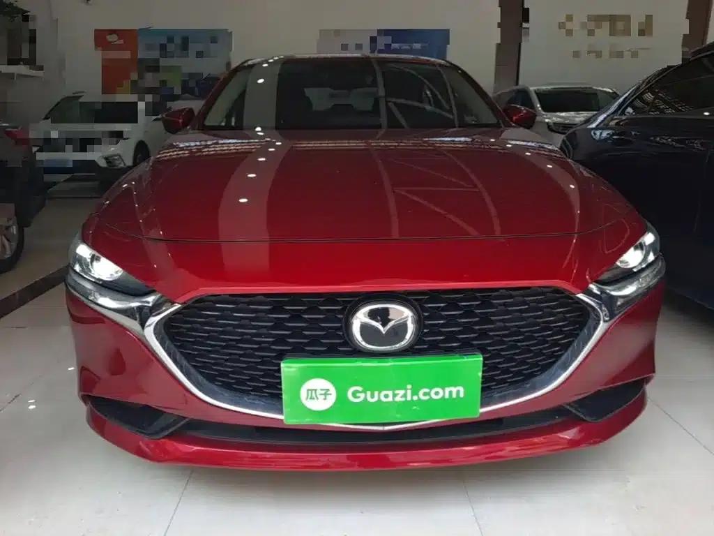 Mazda3 Axela 2022 2.0L Automatic Premium Edition — миниатюра 3