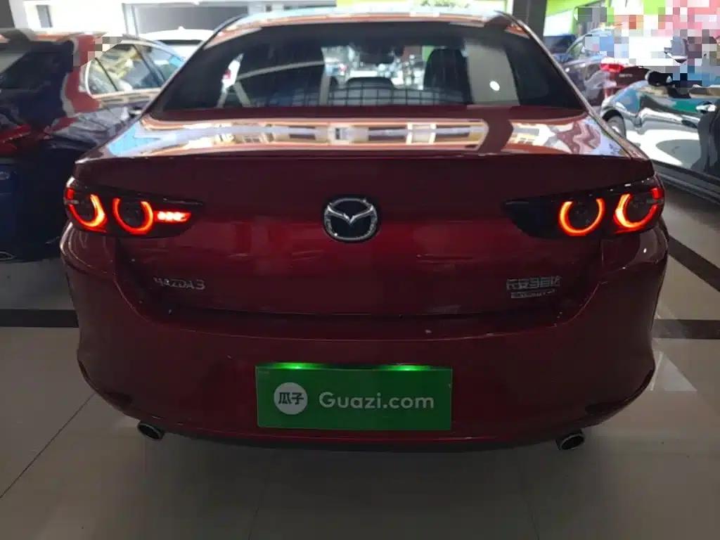 Mazda3 Axela 2022 2.0L Automatic Premium Edition — миниатюра 6