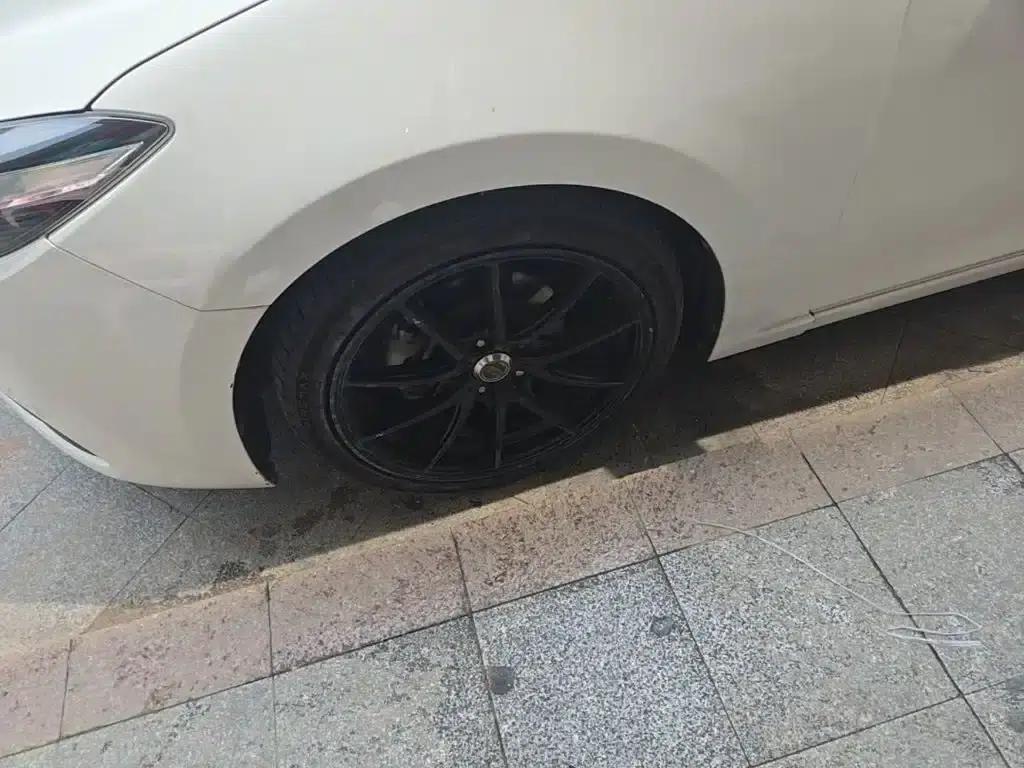 Mazda3 Axela 2017 Hatchback 1.5L Automatic Comfort Model (China V Emission Standard) — миниатюра 23