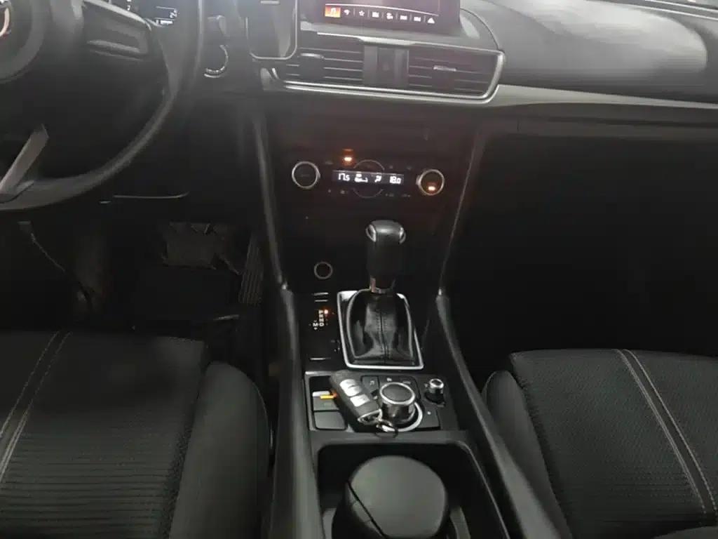 Mazda3 Axela 2017 Sedan 1.5L Automatic Luxury (China V Emission Standard) — миниатюра 14