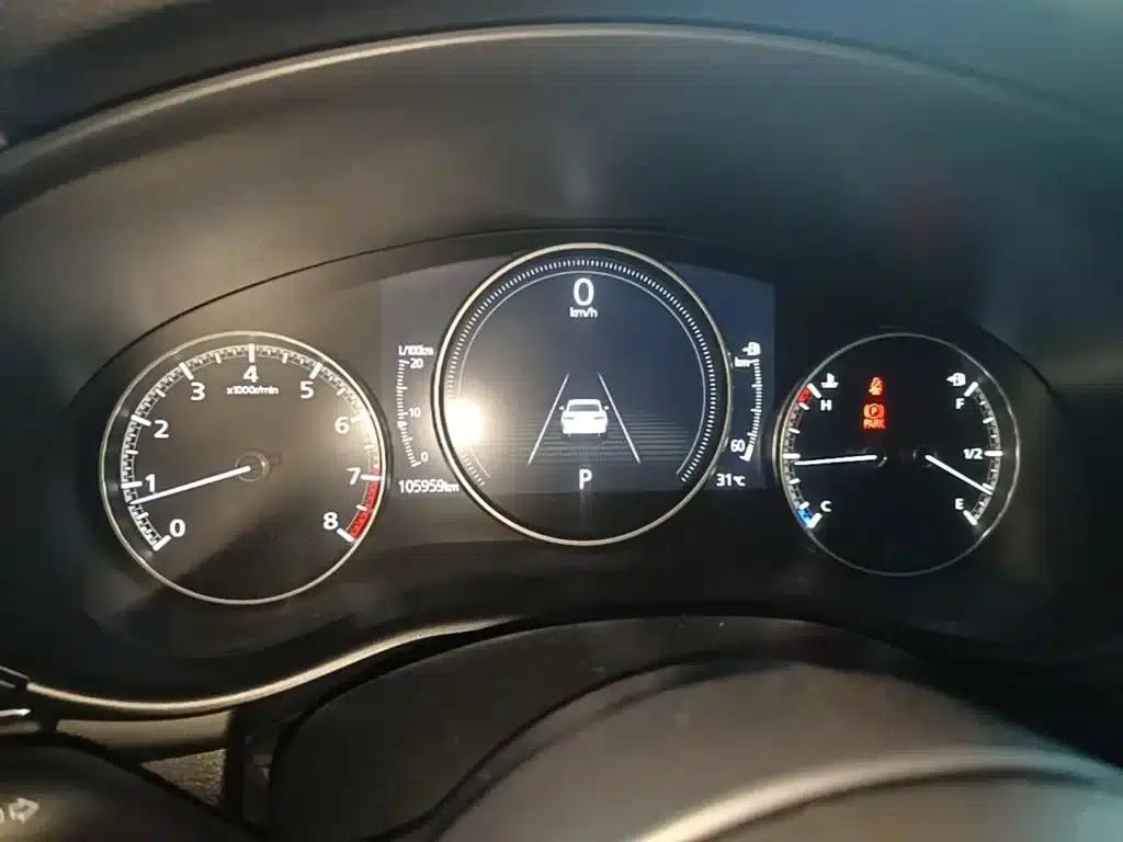 Mazda3 Axela 2020 2.0L Automatic Premium Edition — миниатюра 12
