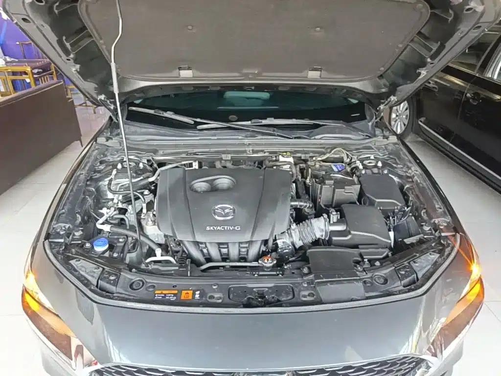 Mazda3 Axela 2020 2.0L Automatic Premium Edition — миниатюра 20