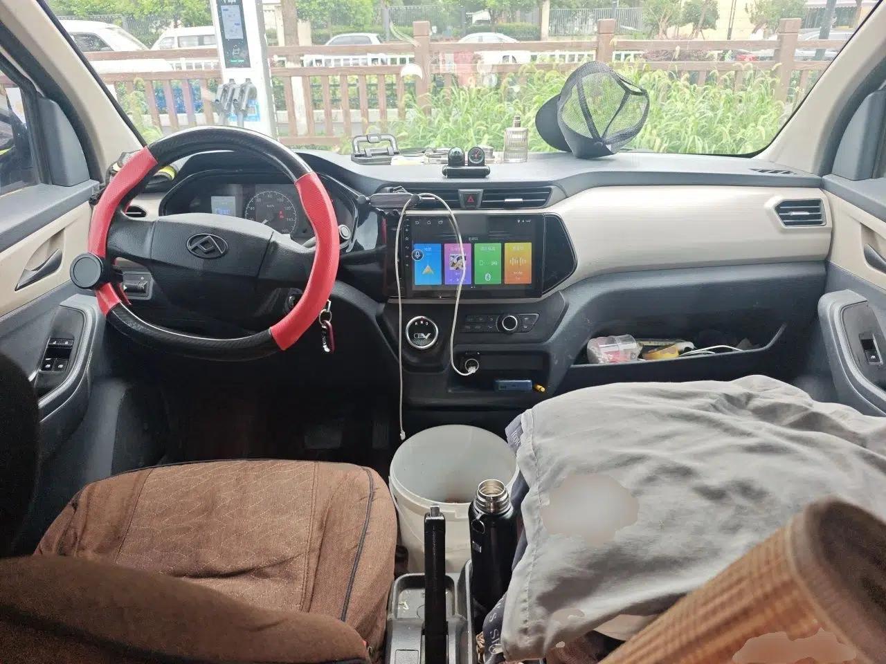 SAIC MAXUS EV30 2022 Pure-Electric Smart Logistics Expert with Long Wheelbase Guoxuan — миниатюра 9