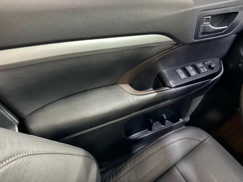 2018 Toyota Highlander 2.0T 4WD Luxury 7-seater (National V Emission Standard) — миниатюра 6