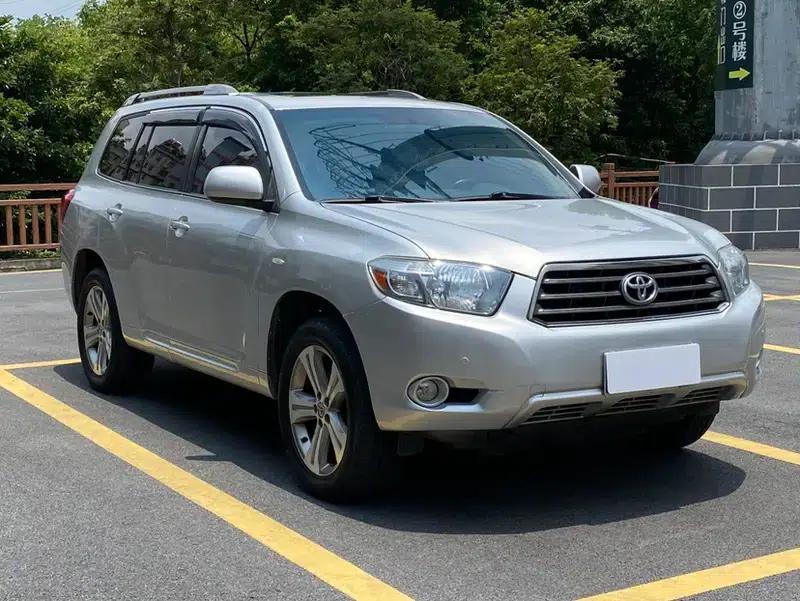 Highlander 2009 2.7L 2WD 7-seater Luxury Edition — миниатюра 3