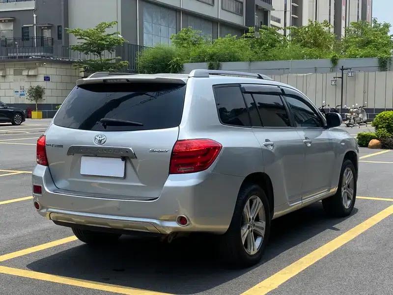 Highlander 2009 2.7L 2WD 7-seater Luxury Edition — миниатюра 7