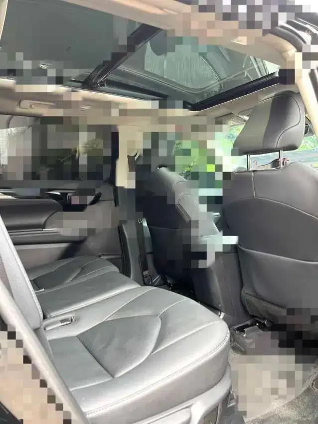 2022 Toyota Highlander 380T AWD Premium 7-seater — миниатюра 5