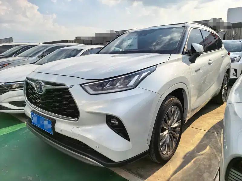 2022 Toyota Highlander Hybrid 2.5L AWD Premium 7-Seater — миниатюра 1