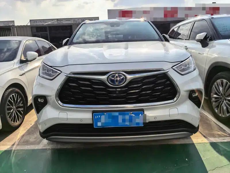 2022 Toyota Highlander Hybrid 2.5L AWD Premium 7-Seater — миниатюра 2