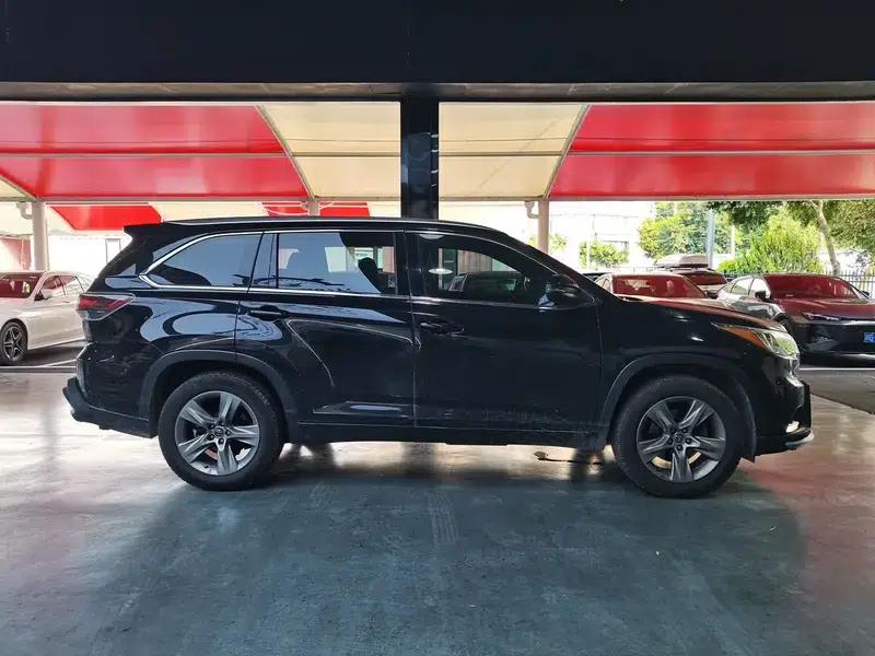 2015 Highlander 2.0T 2WD Luxury 7-seater — миниатюра 8