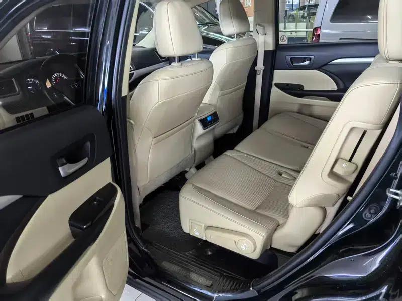 2018 Toyota Highlander 2.0T AWD Elite Edition 7-seater (China VI Emission Standard) — миниатюра 9
