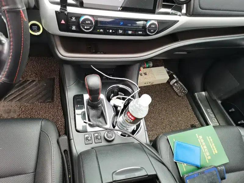 2015 Highlander 2.0T AWD Luxury 7-seater — миниатюра 14