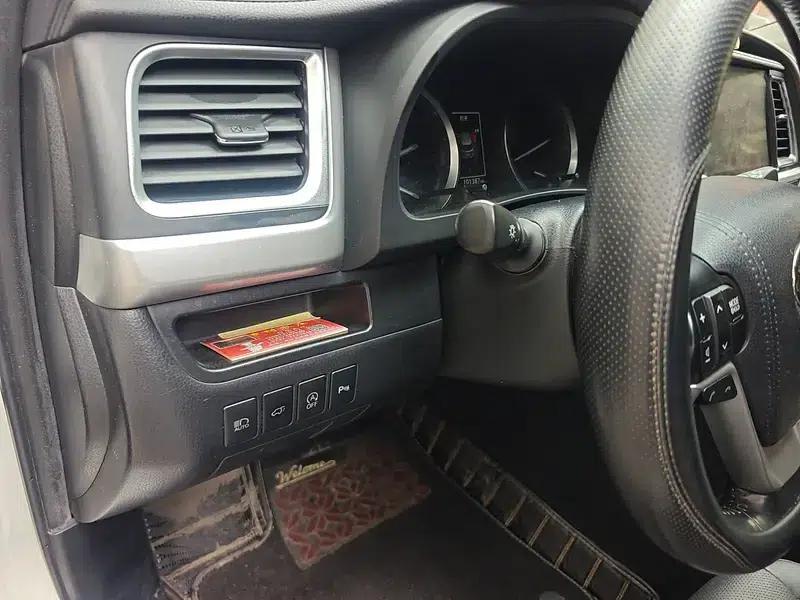 2018 Toyota Highlander 2.0T 4WD Premium Edition 7-seater (China VI Emission Standard) — миниатюра 13