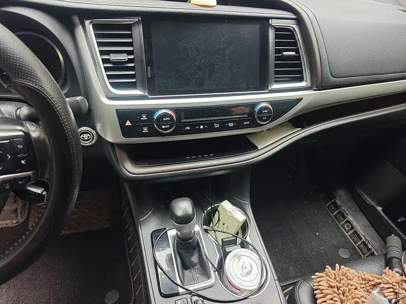 2018 Toyota Highlander 2.0T 4WD Premium Edition 7-seater (China VI Emission Standard) — миниатюра 14