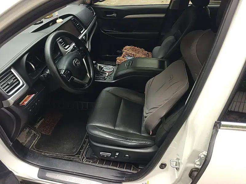 2018 Toyota Highlander 2.0T 4WD Premium Edition 7-seater (China VI Emission Standard) — миниатюра 7
