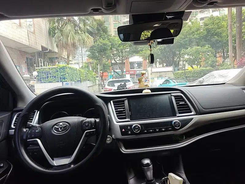 2018 Toyota Highlander 2.0T 4WD Premium Edition 7-seater (China VI Emission Standard) — миниатюра 10