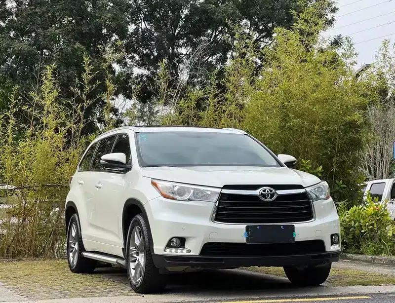 2017 Highlander 2.0T AWD Luxury 7-seater — миниатюра 2