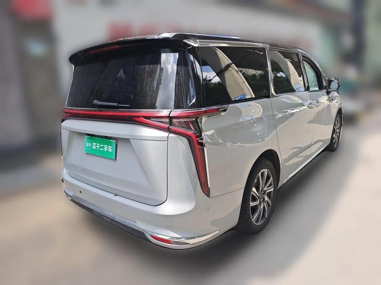 SAIC MAXUS G90 2022 2.0T Interstellar Seven-Seater — миниатюра 6