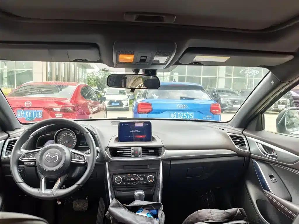 Mazda CX-4 2018 2.0L Automatic 2WD Blue Sky Premium Upgrade Edition (China VI Emission Standard) — миниатюра 6