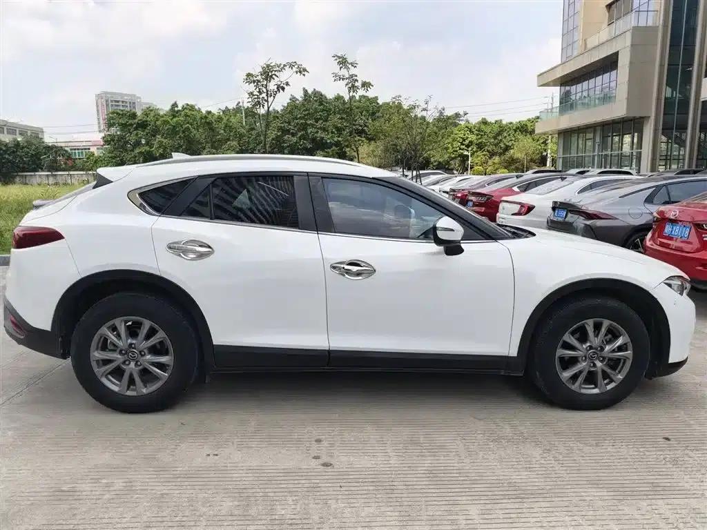 Mazda CX-4 2018 2.0L Automatic 2WD Blue Sky Premium Upgrade Edition (China VI Emission Standard) — миниатюра 9
