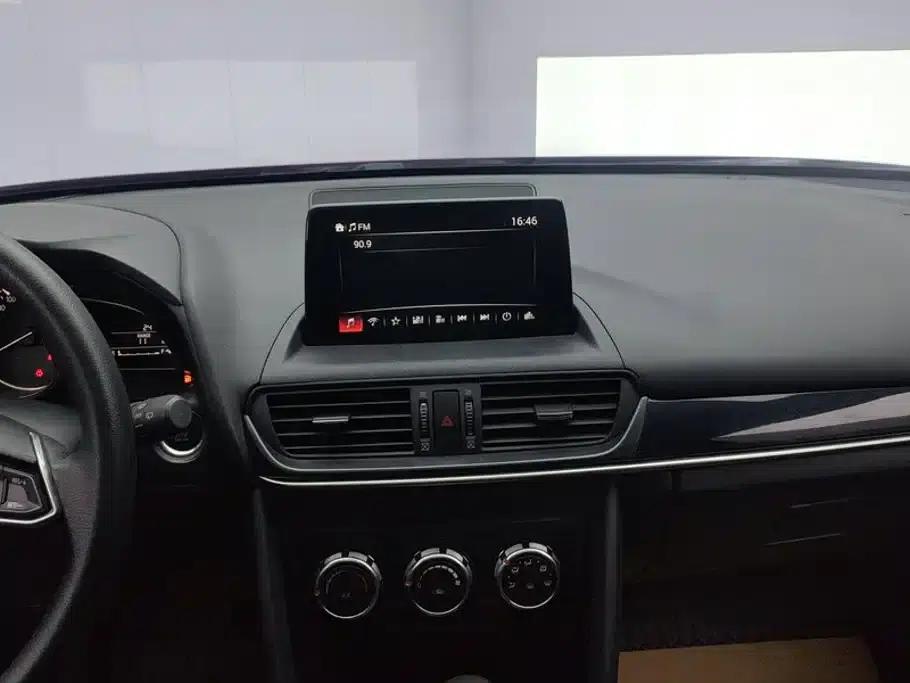 Mazda CX-4 2021 2.0L Automatic 2WD Blue Sky Vitality Edition — миниатюра 13
