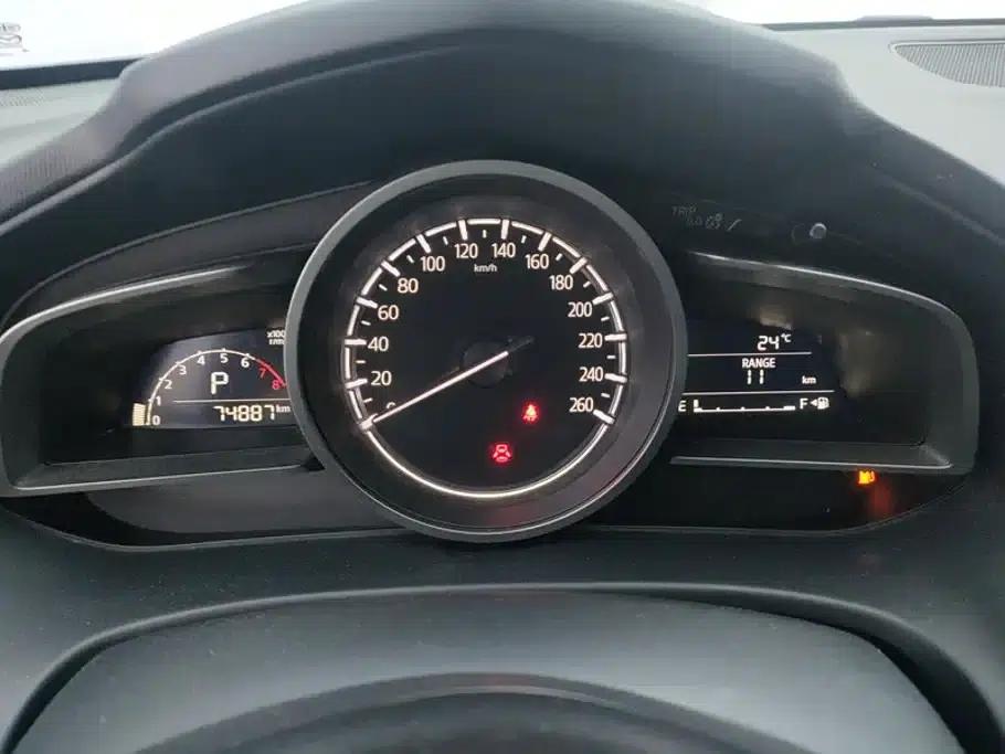 Mazda CX-4 2021 2.0L Automatic 2WD Blue Sky Vitality Edition — миниатюра 14