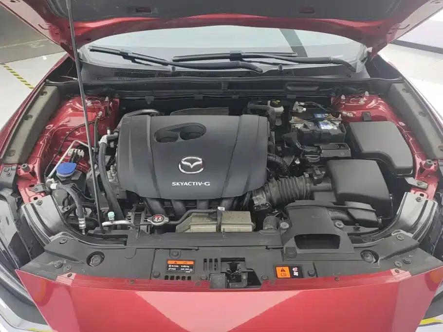 Mazda CX-4 2021 2.0L Automatic 2WD Blue Sky Vitality Edition — миниатюра 10