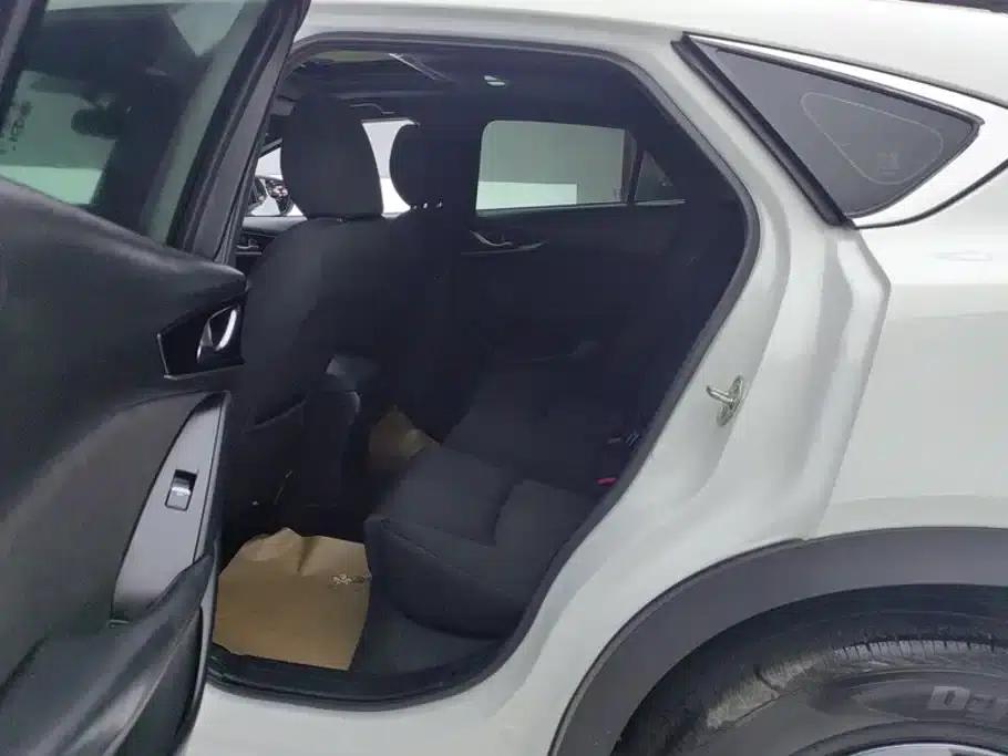 Mazda CX-4 2021 2.0L Automatic 2WD Blue Sky Vitality Edition — миниатюра 11