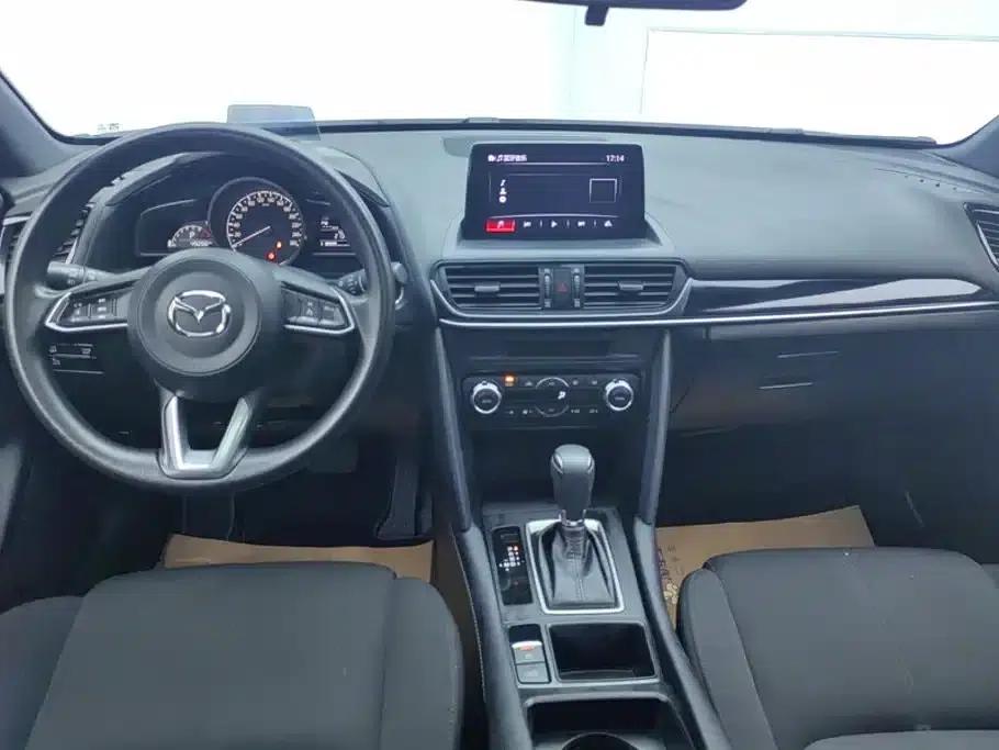 Mazda CX-4 2021 2.0L Automatic 2WD Blue Sky Vitality Edition — миниатюра 12