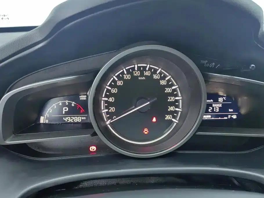 Mazda CX-4 2021 2.0L Automatic 2WD Blue Sky Vitality Edition — миниатюра 14