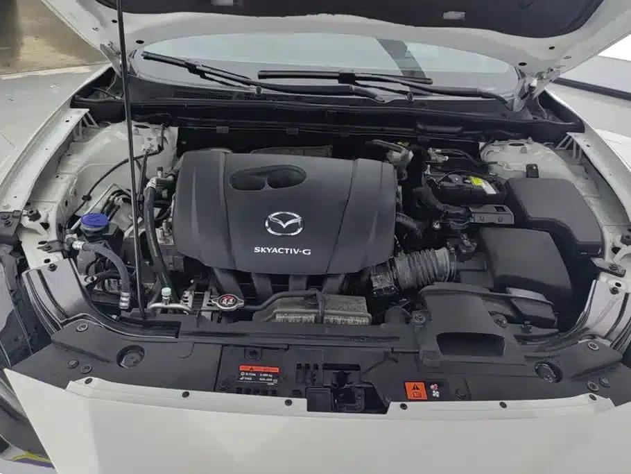 Mazda CX-4 2021 2.0L Automatic 2WD Blue Sky Vitality Edition — миниатюра 10