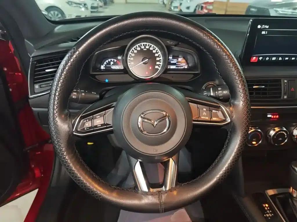 Mazda CX-4 2021 2.0L Automatic 2WD Blue Sky Vitality Edition — миниатюра 11