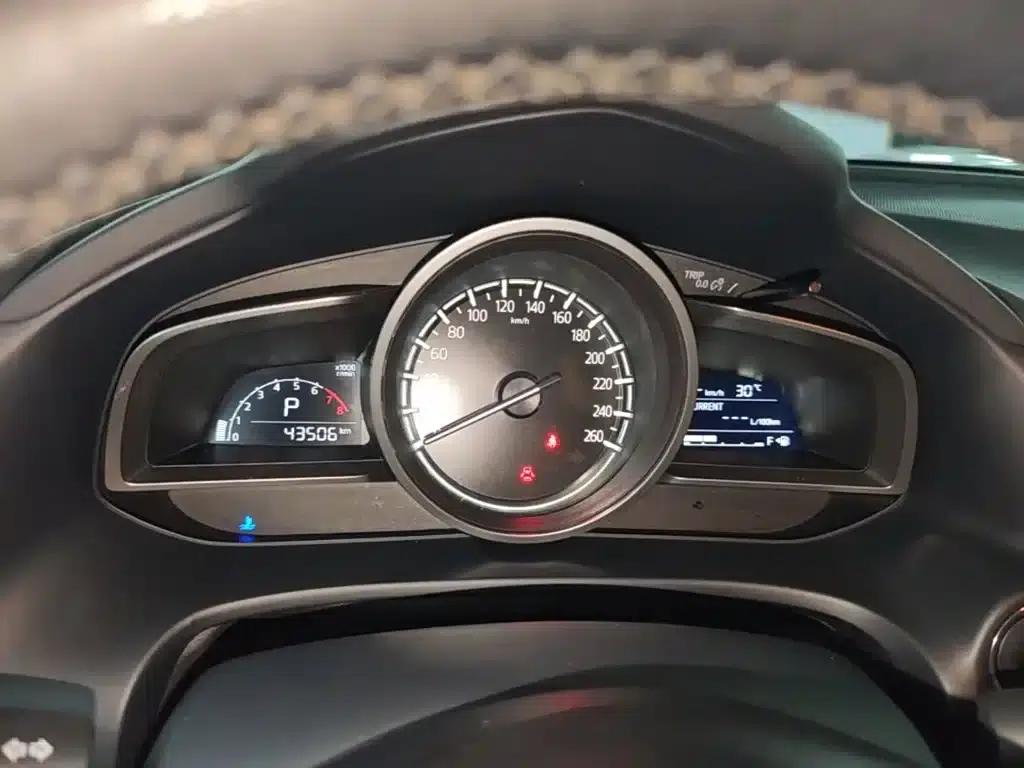 Mazda CX-4 2021 2.0L Automatic 2WD Blue Sky Vitality Edition — миниатюра 12