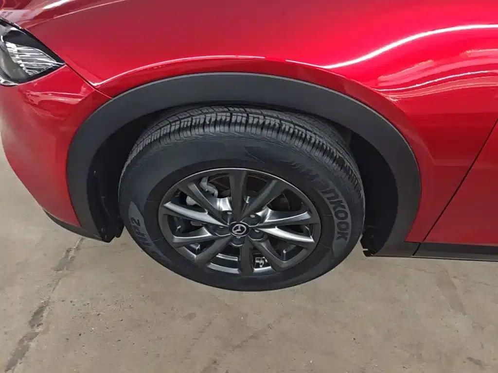 Mazda CX-4 2021 2.0L Automatic 2WD Blue Sky Vitality Edition — миниатюра 23