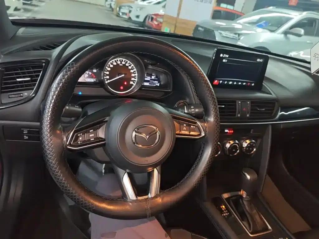 Mazda CX-4 2021 2.0L Automatic 2WD Blue Sky Vitality Edition — миниатюра 10