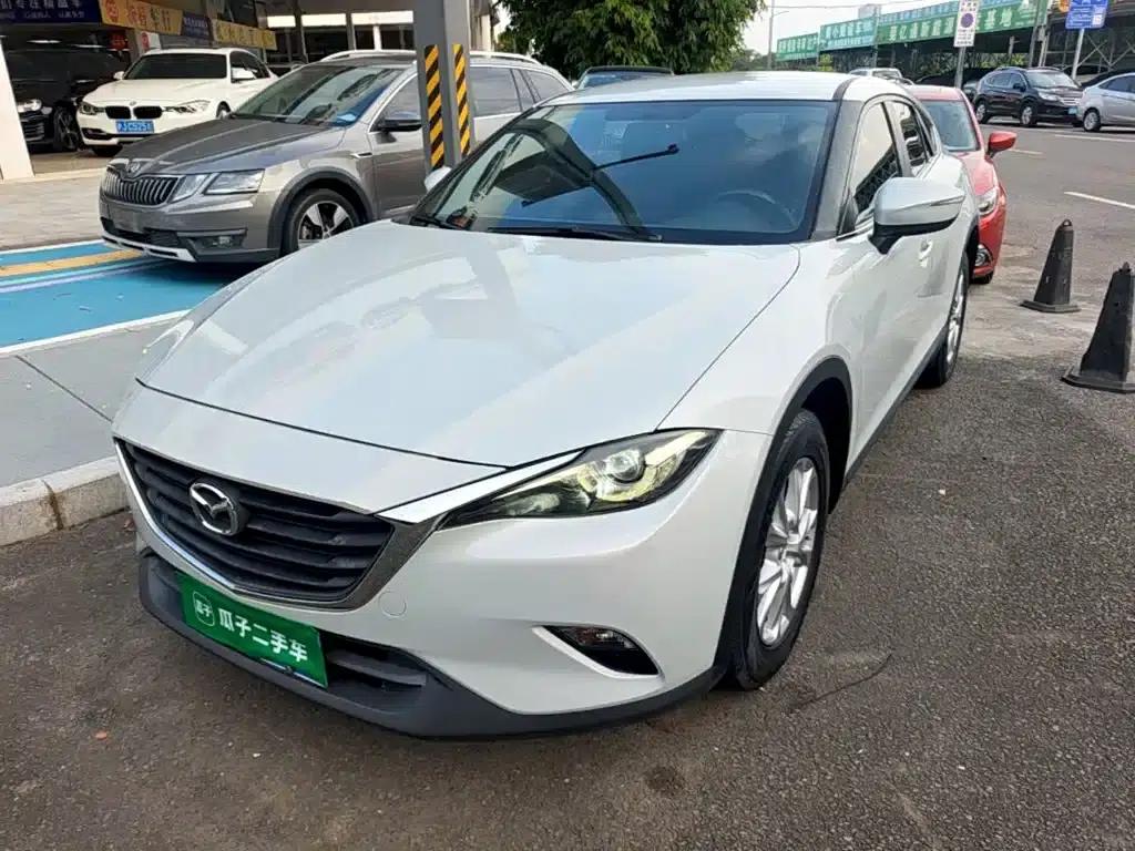 Mazda CX-4 2018 2.0L Manual 2WD Blue Sky Vitality Edition (National V Emission Standard) — миниатюра 2