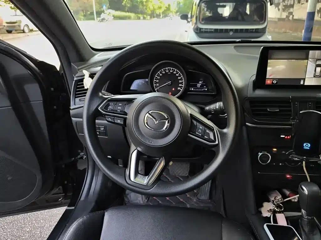 Mazda CX-4 2021 2.0L Automatic 2WD Blue Sky Explorer Edition — миниатюра 3