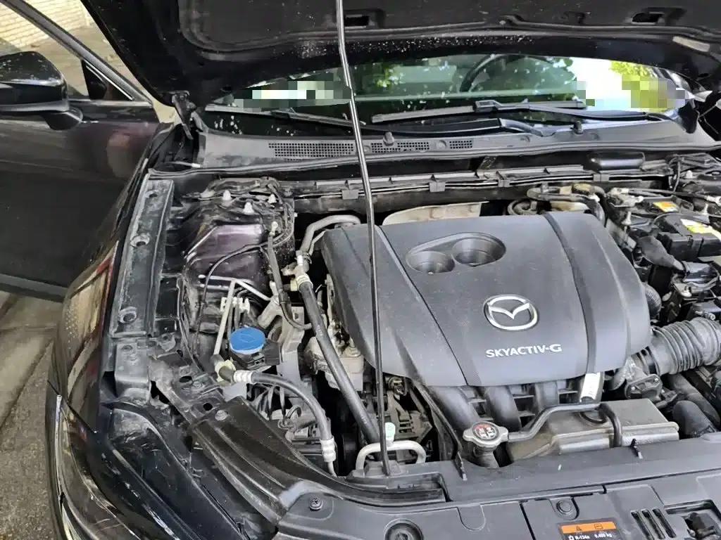 Mazda CX-4 2021 2.0L Automatic 2WD Blue Sky Explorer Edition — миниатюра 21