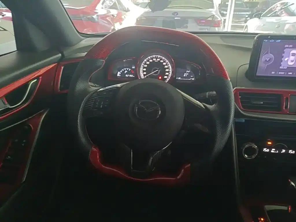 Mazda CX-4 2016 2.0L Automatic 2WD Blue Sky Explorer Edition — миниатюра 11