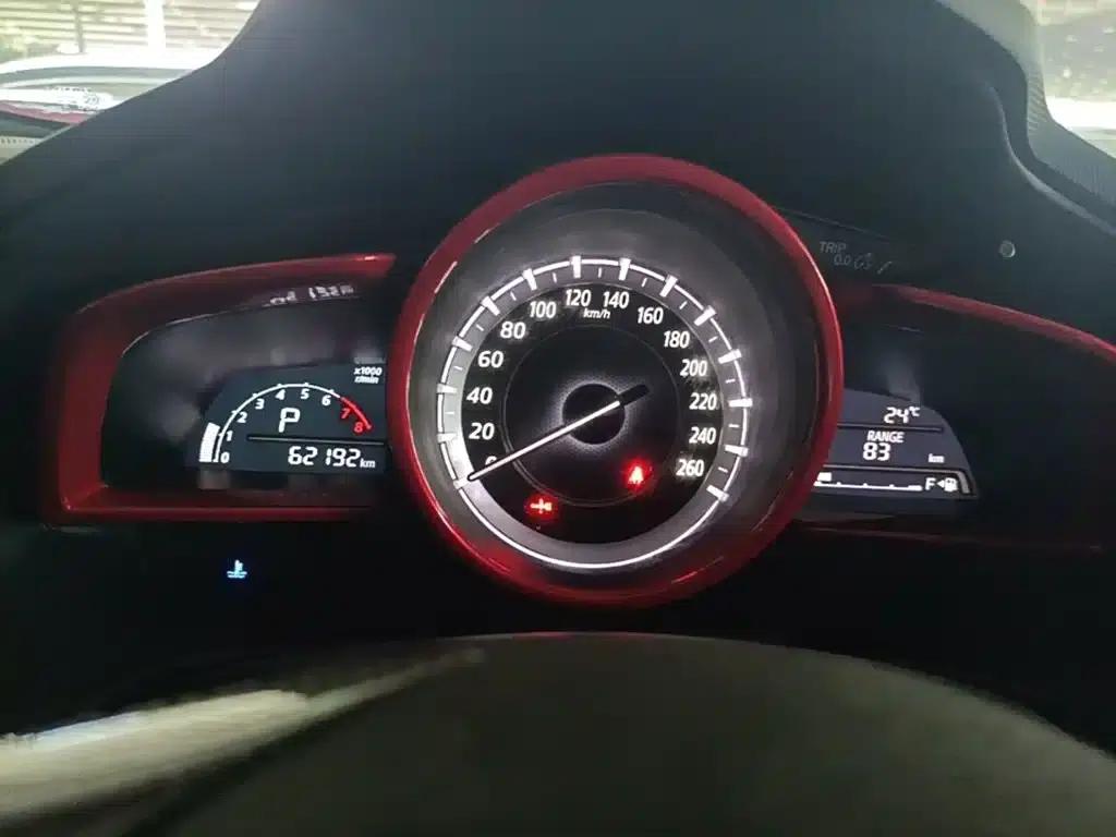 Mazda CX-4 2016 2.0L Automatic 2WD Blue Sky Explorer Edition — миниатюра 12