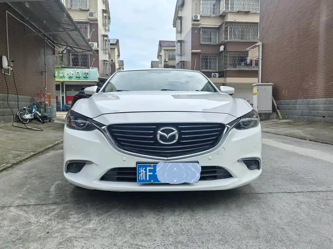 Mazda6 Atenza 2017 2.0L Blue Sky Luxury Edition — миниатюра 2